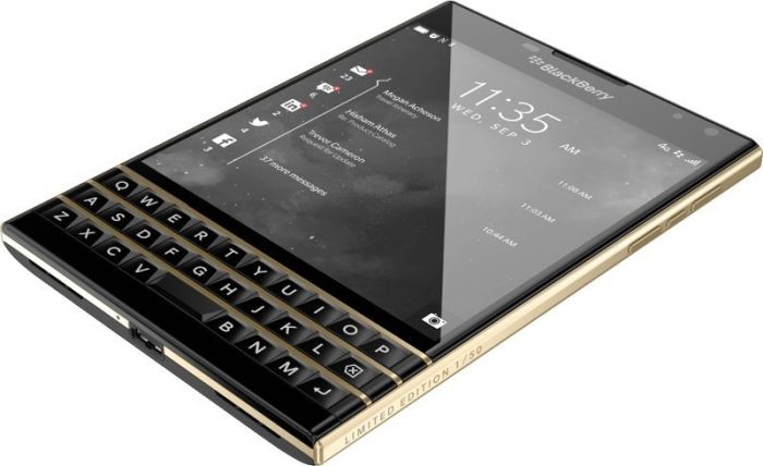 Oficialmente BlackBerry Passport en negro y oro