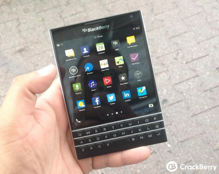 BlackBerry Passport precio anunciado, saldr� a la venta este mi�rcoles