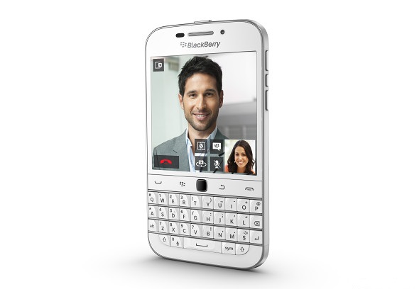 BlackBerry Classic viene en azul, bronce y blanco