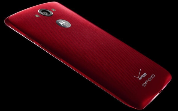 DROID Turbo aparece brevemente en la cuenta de Twitter de Verizon