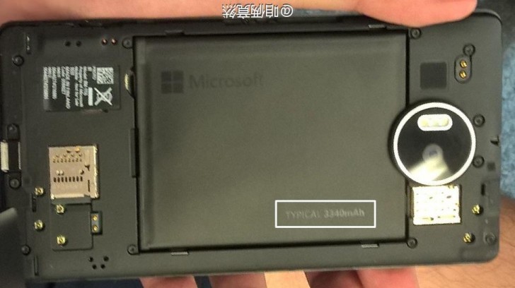 Microsoft Lumia 950XL vendr con una batera extrable
