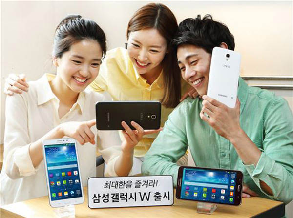 Samsung lanza telfono inteligente de 7 pulgadas Galaxy W en Corea